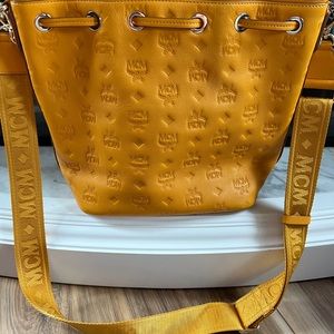 MCM Bucket bag